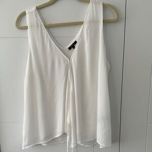 RW&CO. White V-Neck Tank Top Large